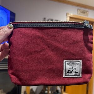 Red Hilroy Men's Pouch